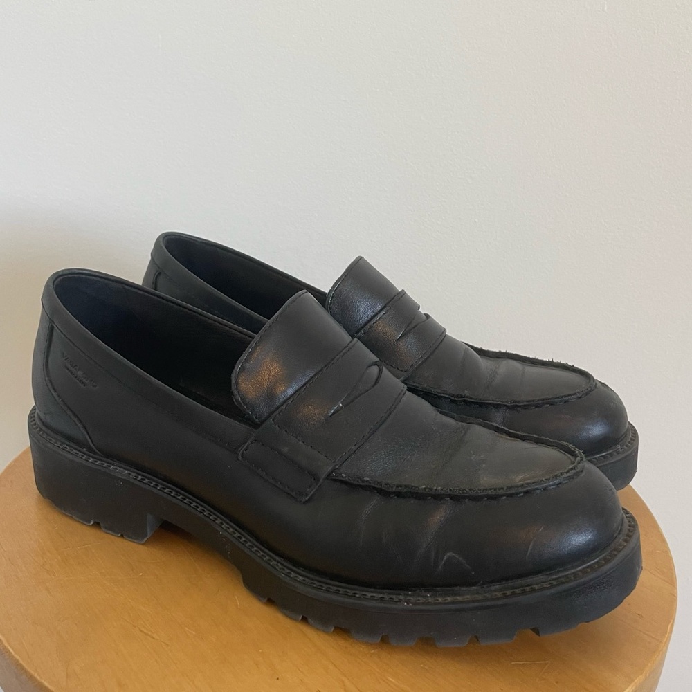 Vagabond Kenova Lug Sole Loafers